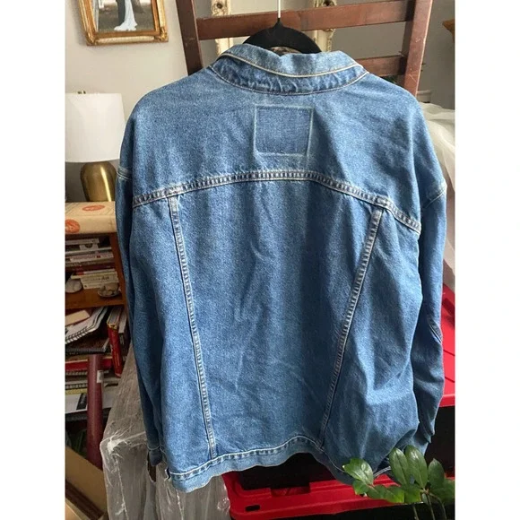 Vintage Levi's Made in USA Denim Trucker Blue Jean Jacket XXL Oversized Heritage